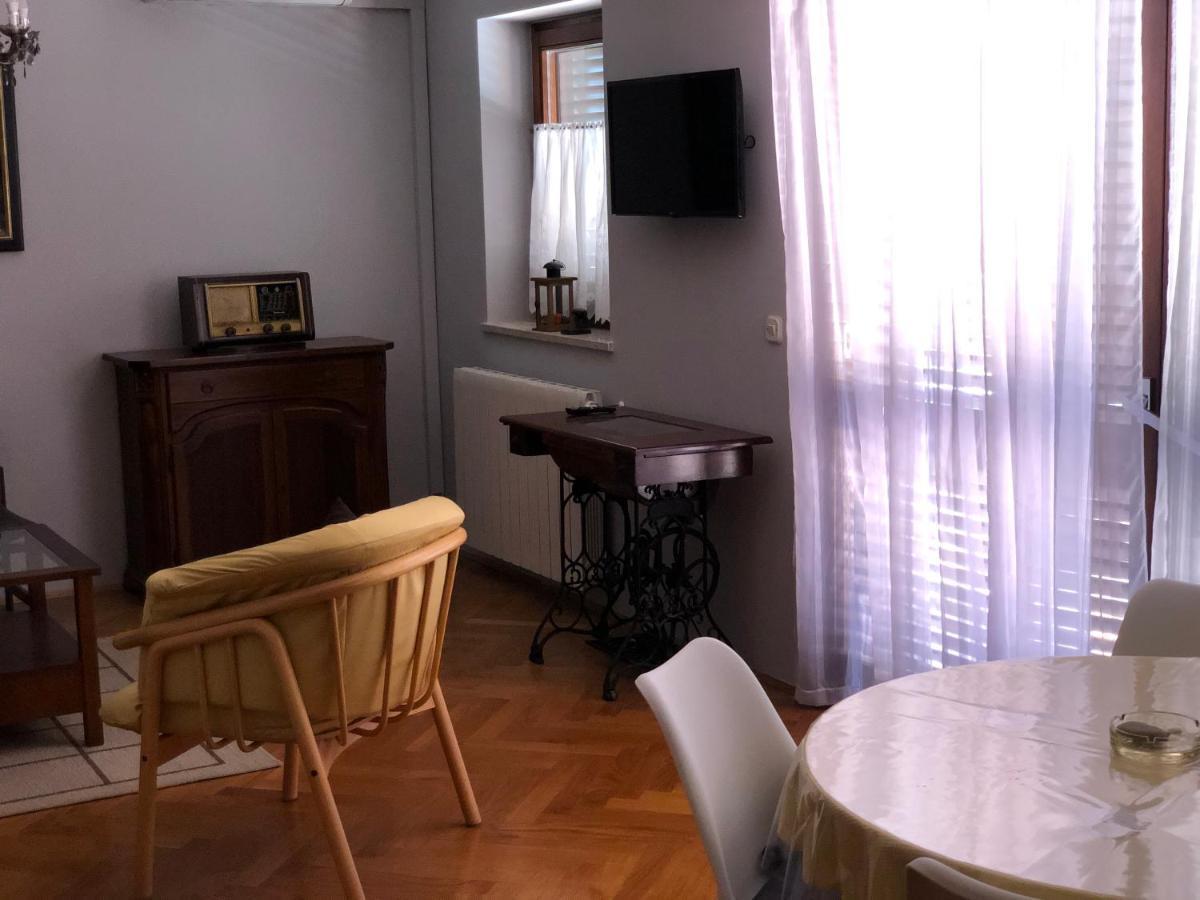 Apartmani Dubasnica Malinska Esterno foto